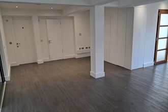 1 Haverleigh House, Ascot to rent Interior Photo- Image 1 of 4