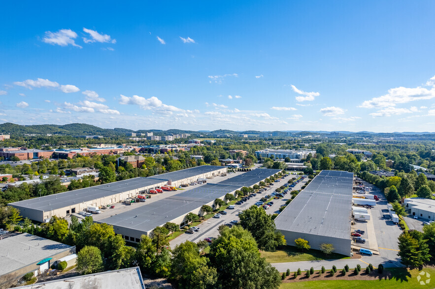 7106 Crossroads Blvd, Brentwood, TN for rent - Aerial - Image 3 of 7