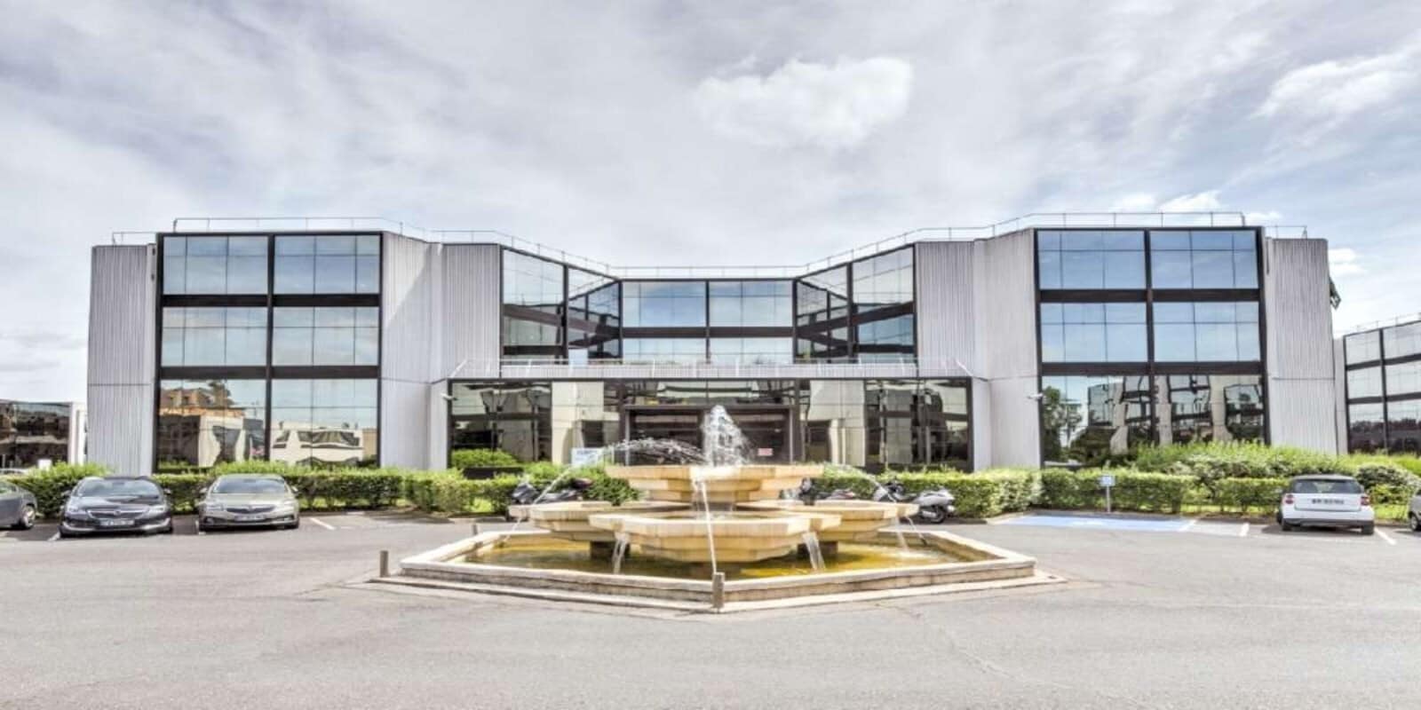 Office in Argenteuil for sale Building Photo- Image 1 of 8