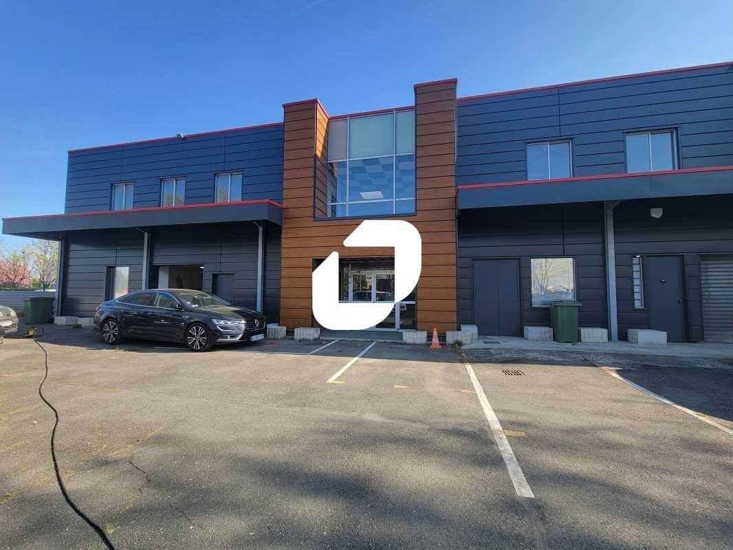 Light Industrial in Guibeville to rent Building Photo- Image 1 of 2