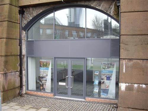 Brandling St, Gateshead to rent - Building Photo - Image 2 of 5