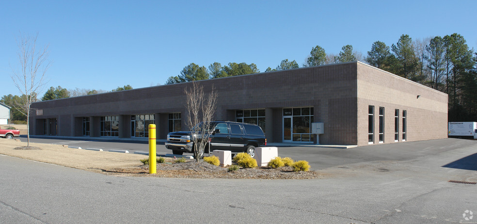 10101-10115 Division Dr, Raleigh, NC for sale - Building Photo - Image 1 of 1