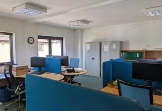 Guildford Rd, Chobham to rent Interior Photo- Image 2 of 4