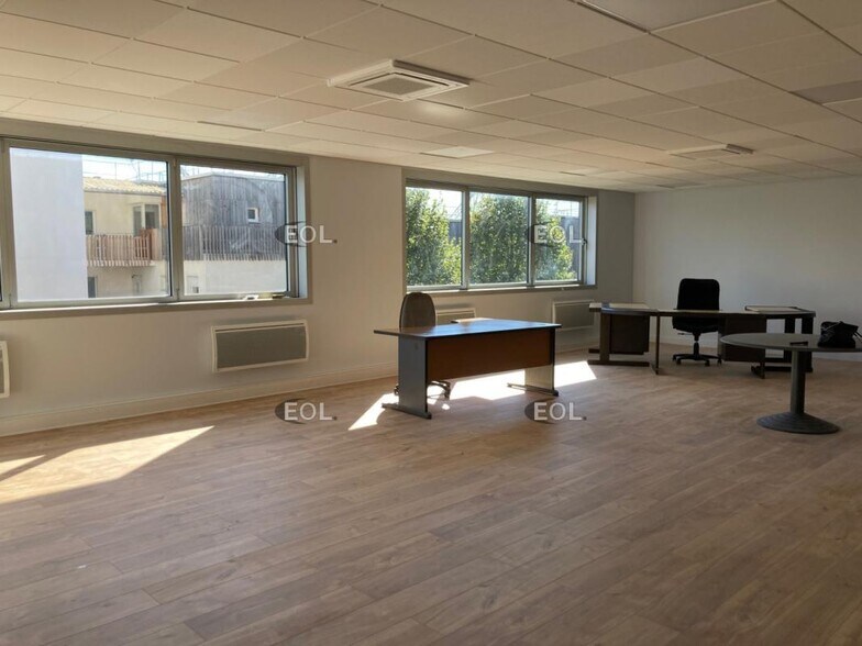 Office in Chevilly-Larue to rent - Interior Photo - Image 3 of 4