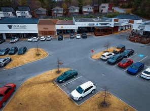 1320-1554 N College Ave, Fayetteville, AR to rent Building Photo- Image 1 of 18