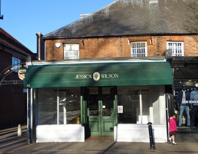 35 High St, Harpenden for sale Interior Photo- Image 1 of 1