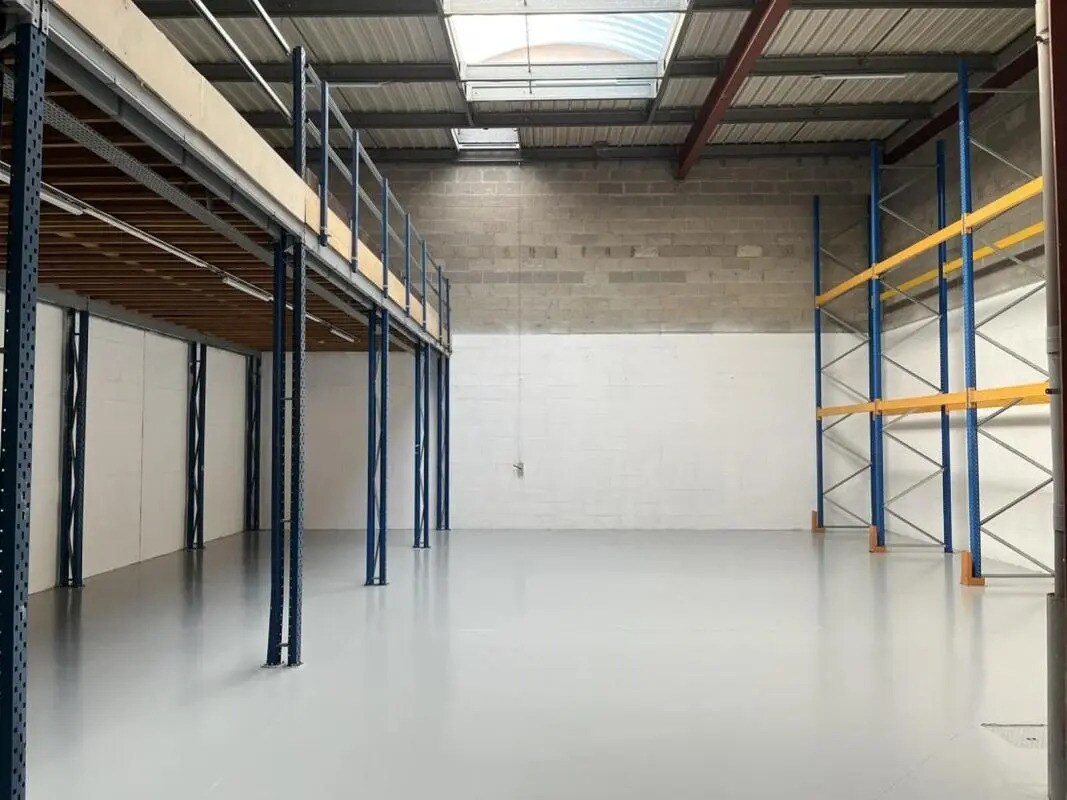 Rue Jacques Robert, Le Thillay to rent Interior Photo- Image 1 of 4