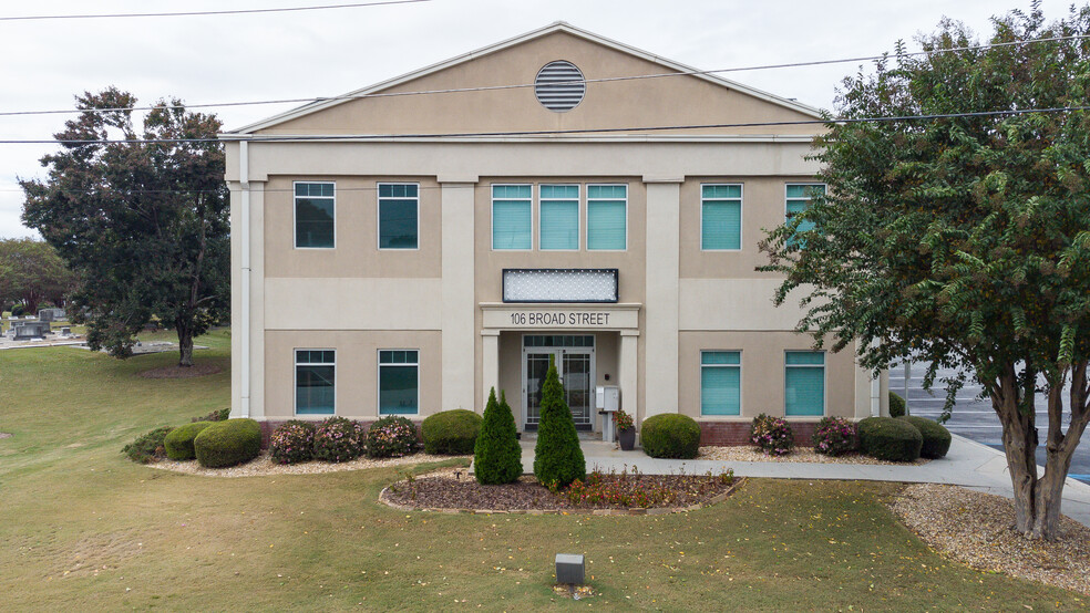 106 Broad St, Loganville, GA for sale - Primary Photo - Image 1 of 1