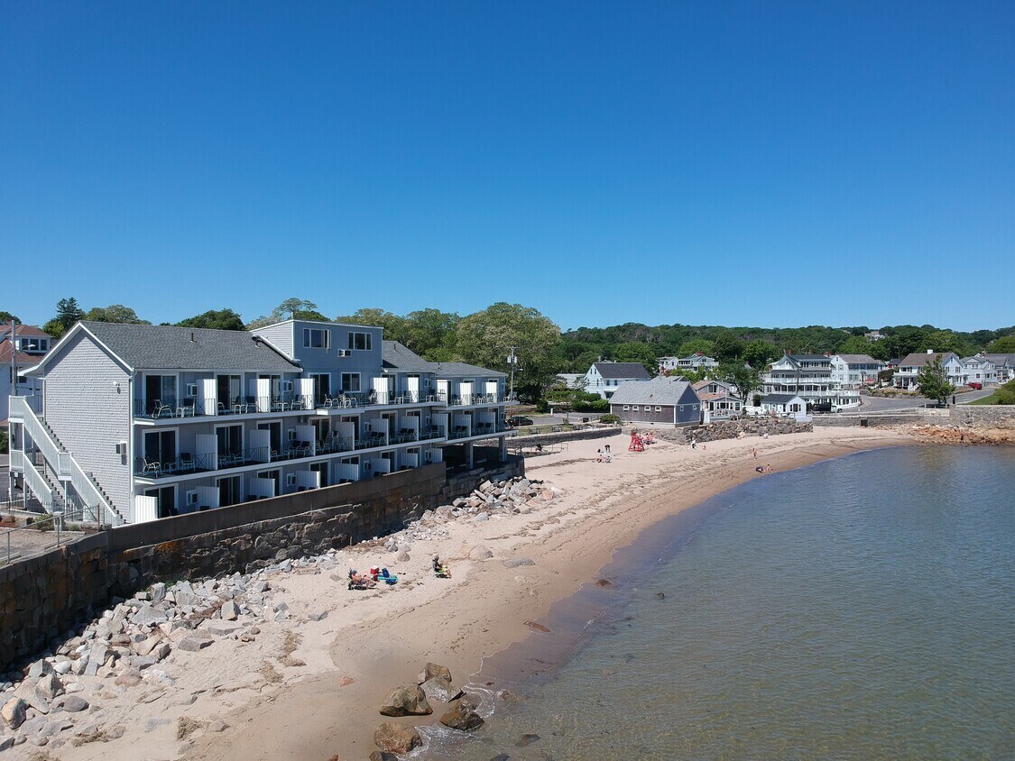 Beach Street Rockport Captain's Bounty Rockport, MA for Sale