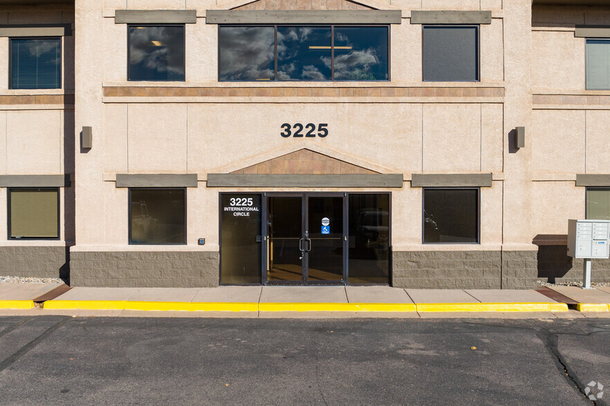 3225 International Cir, Colorado Springs, CO for rent - Building Photo - Image 3 of 8