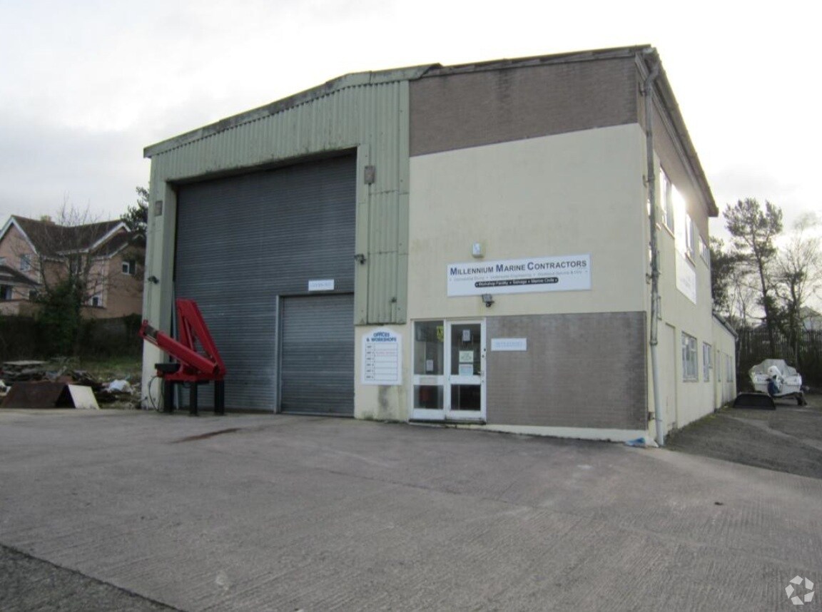 Cannon Rd, Newton Abbot for sale Primary Photo- Image 1 of 1