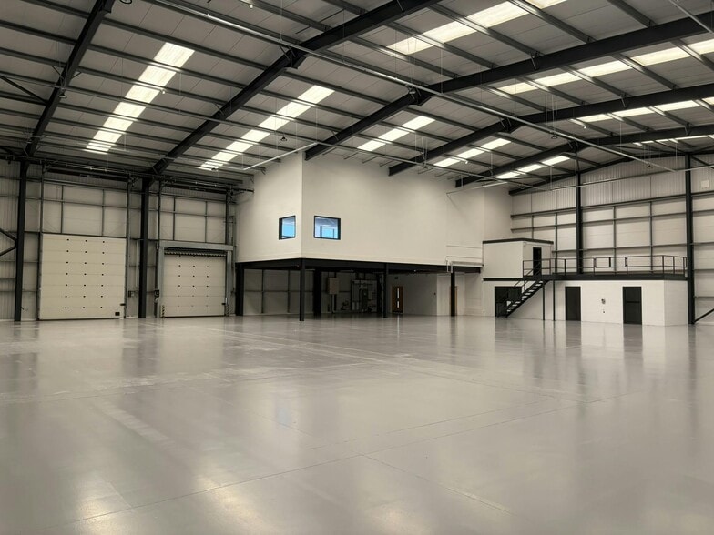 Ordnance Rd, Chorley to rent - Building Photo - Image 3 of 5