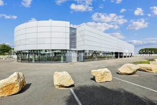 More details for Mixed-use to Rent