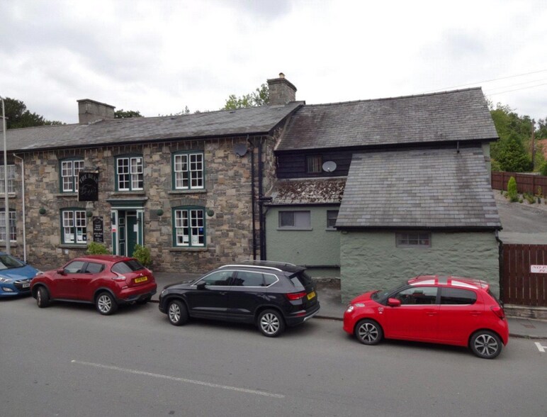 East St, Rhayader for sale - Primary Photo - Image 1 of 1