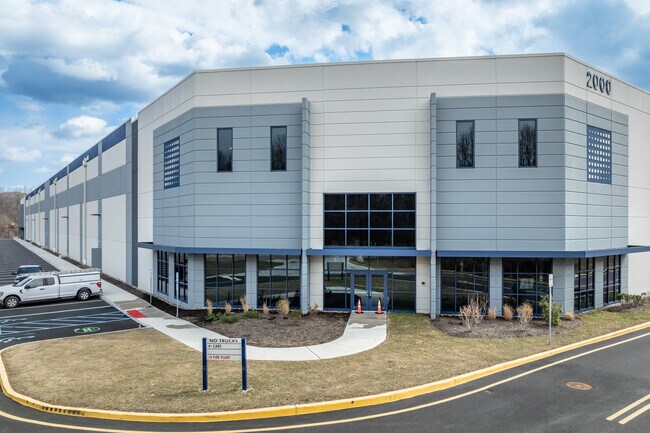 More details for 2000 International Dr, Mount Olive, NJ - Industrial to Rent