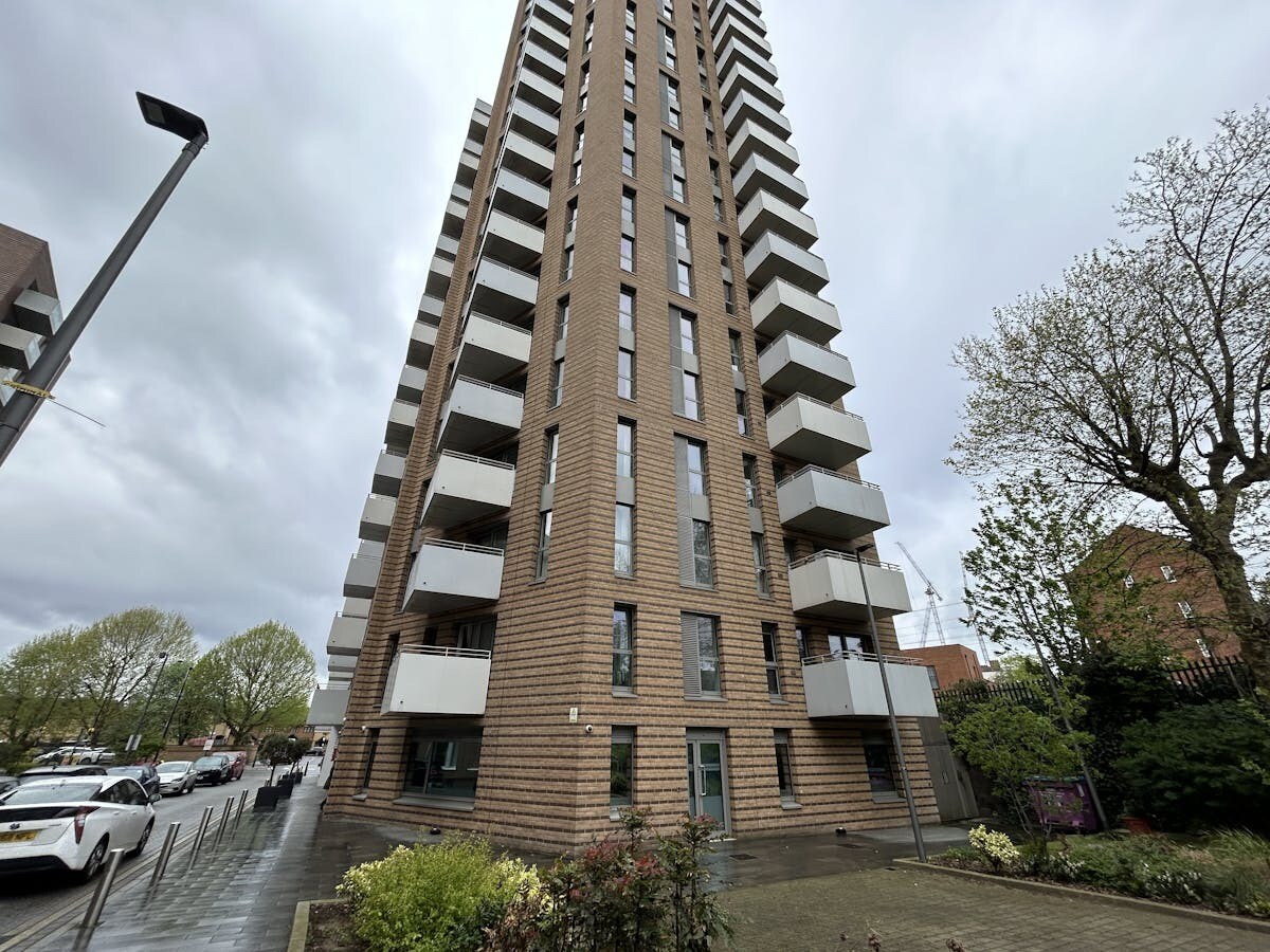 9 Hannaford Walk, London for sale Building Photo- Image 1 of 1