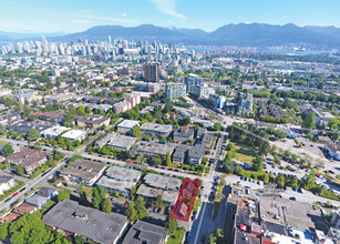 378 14th Av E, Vancouver, BC for sale Building Photo- Image 1 of 5