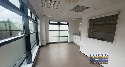 247-251 Soho Rd, Birmingham to rent Interior Photo- Image 2 of 8