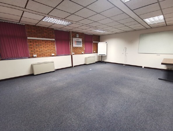 Millburn Hill Rd, Coventry for sale - Interior Photo - Image 1 of 1