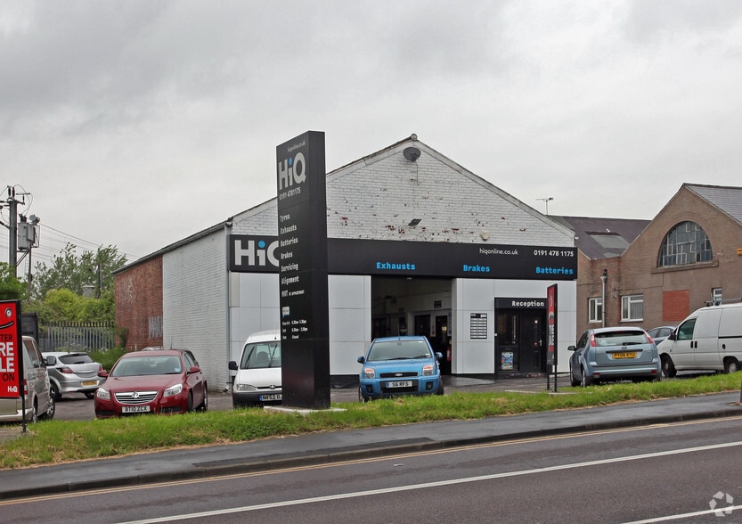 7 Lobley Hill Rd, Gateshead for sale - Primary Photo - Image 1 of 2