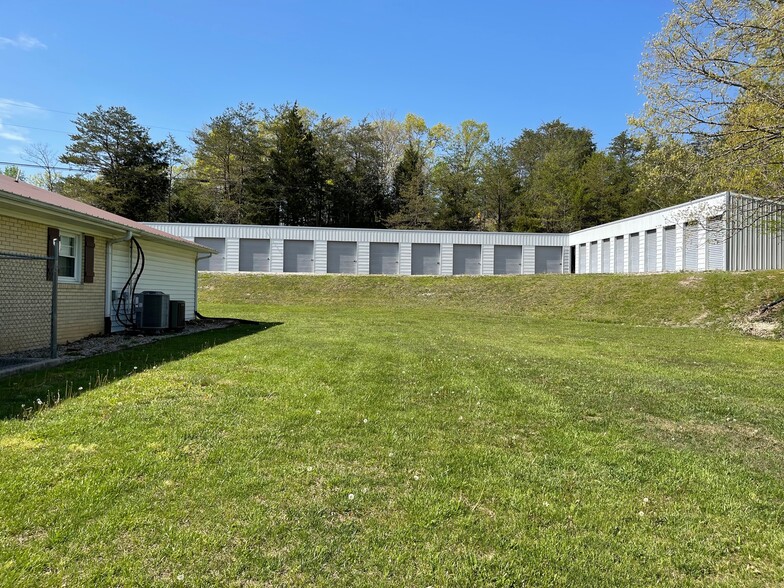 177 Owsley Fork Rd, Berea, KY for sale - Building Photo - Image 1 of 1