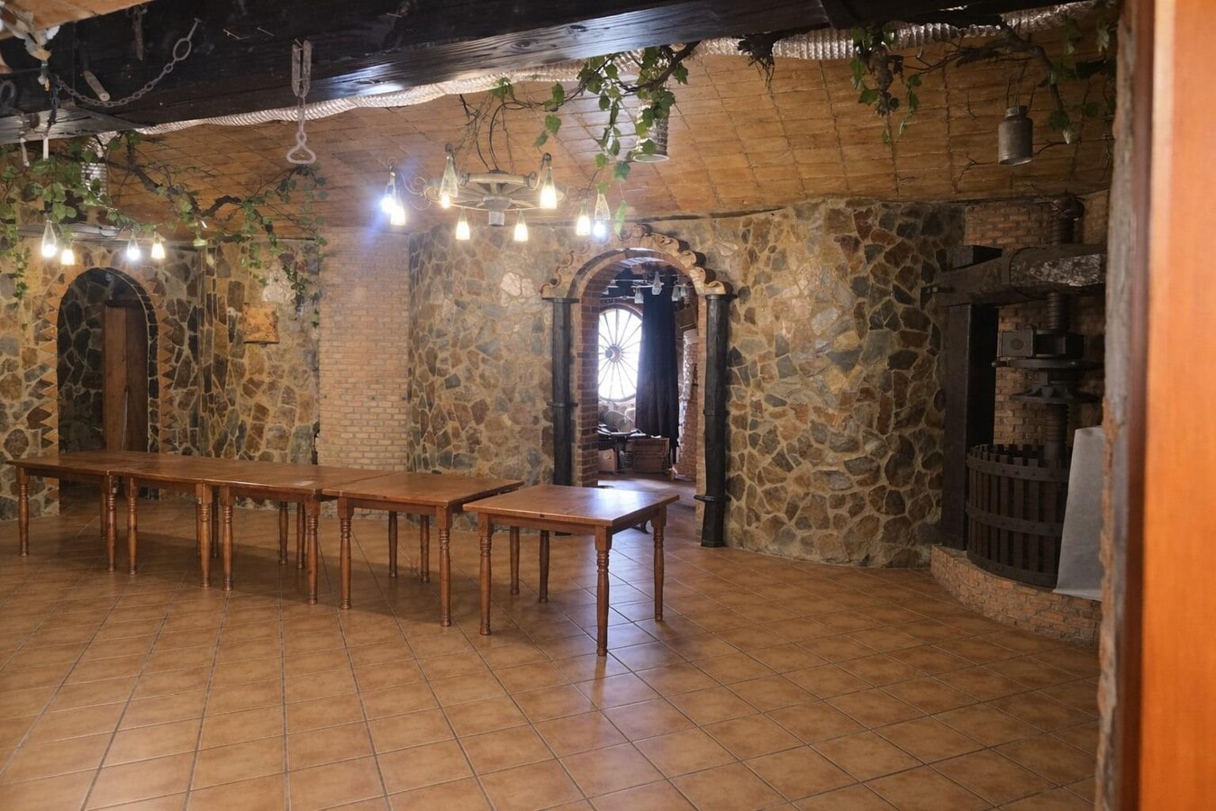 Terrassa, BAR 08227 - Unit - - - Interior Photo - Image 1 of 11