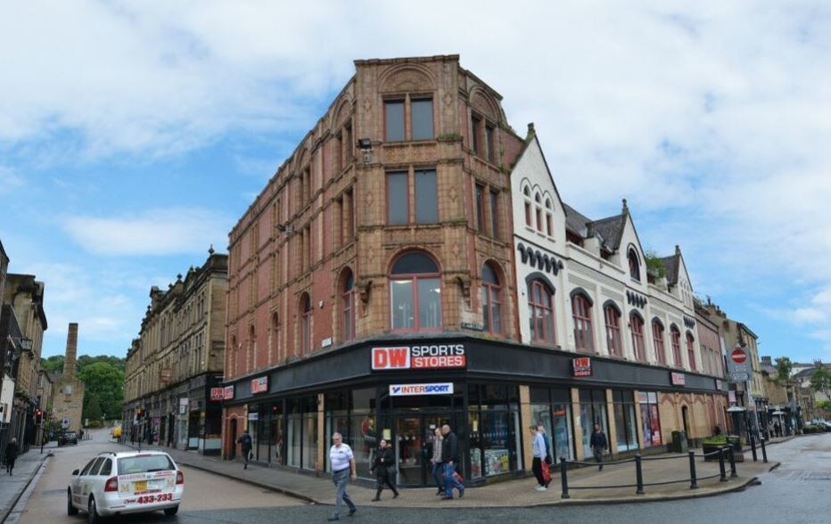 104 St James' St, Burnley for sale - Primary Photo - Image 1 of 1