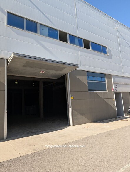Industrial in Sant Feliu de Llobregat, Barcelona for sale - Building Photo - Image 3 of 40