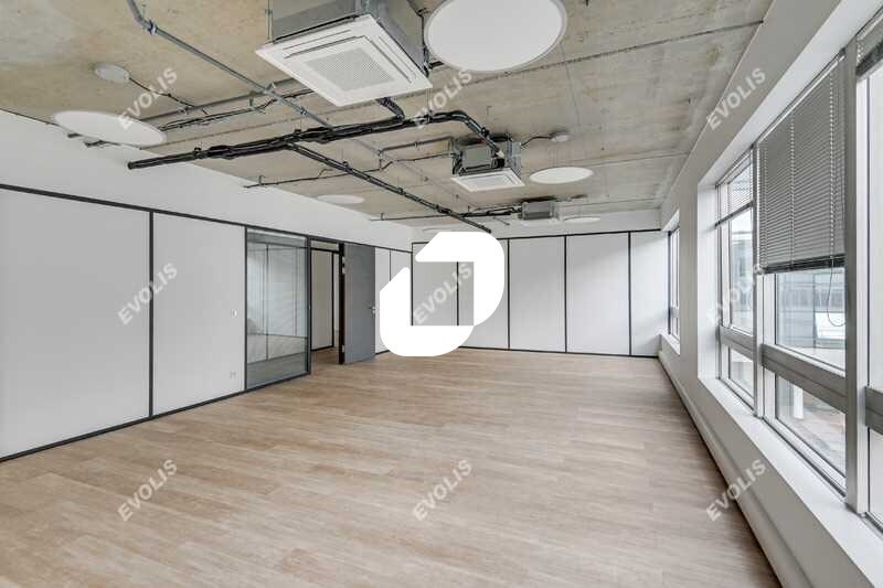 Office in Saint-Ouen-sur-Seine to rent - Interior Photo - Image 2 of 14