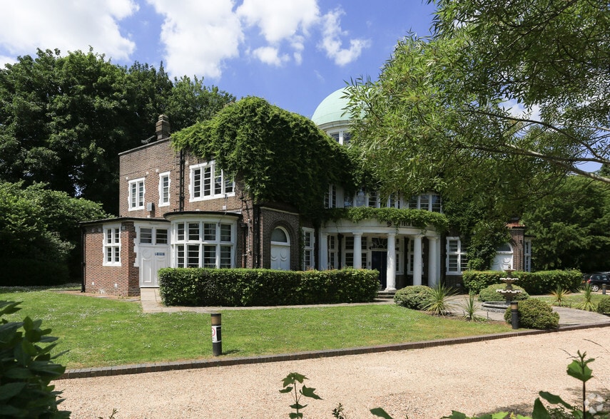 London Rd, Hassocks for sale - Primary Photo - Image 1 of 1