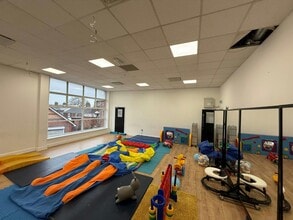 Maybrook Pl, Warrington to rent Building Photo- Image 2 of 2