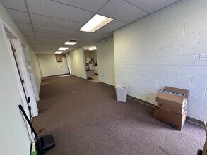 1210 Artesian St, Honolulu, HI for rent Building Photo- Image 1 of 5