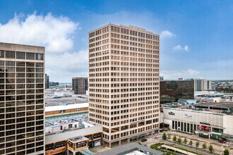 5051 Westheimer Rd, Houston, TX for rent Building Photo- Image 1 of 10