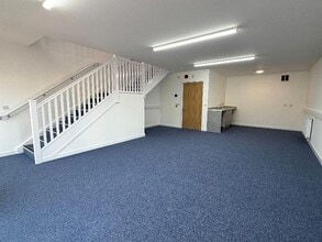 Oxencombe Rd, Chudleigh to rent Interior Photo- Image 1 of 2