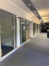 Wildwood Dr, Worcester to rent Interior Photo- Image 2 of 4