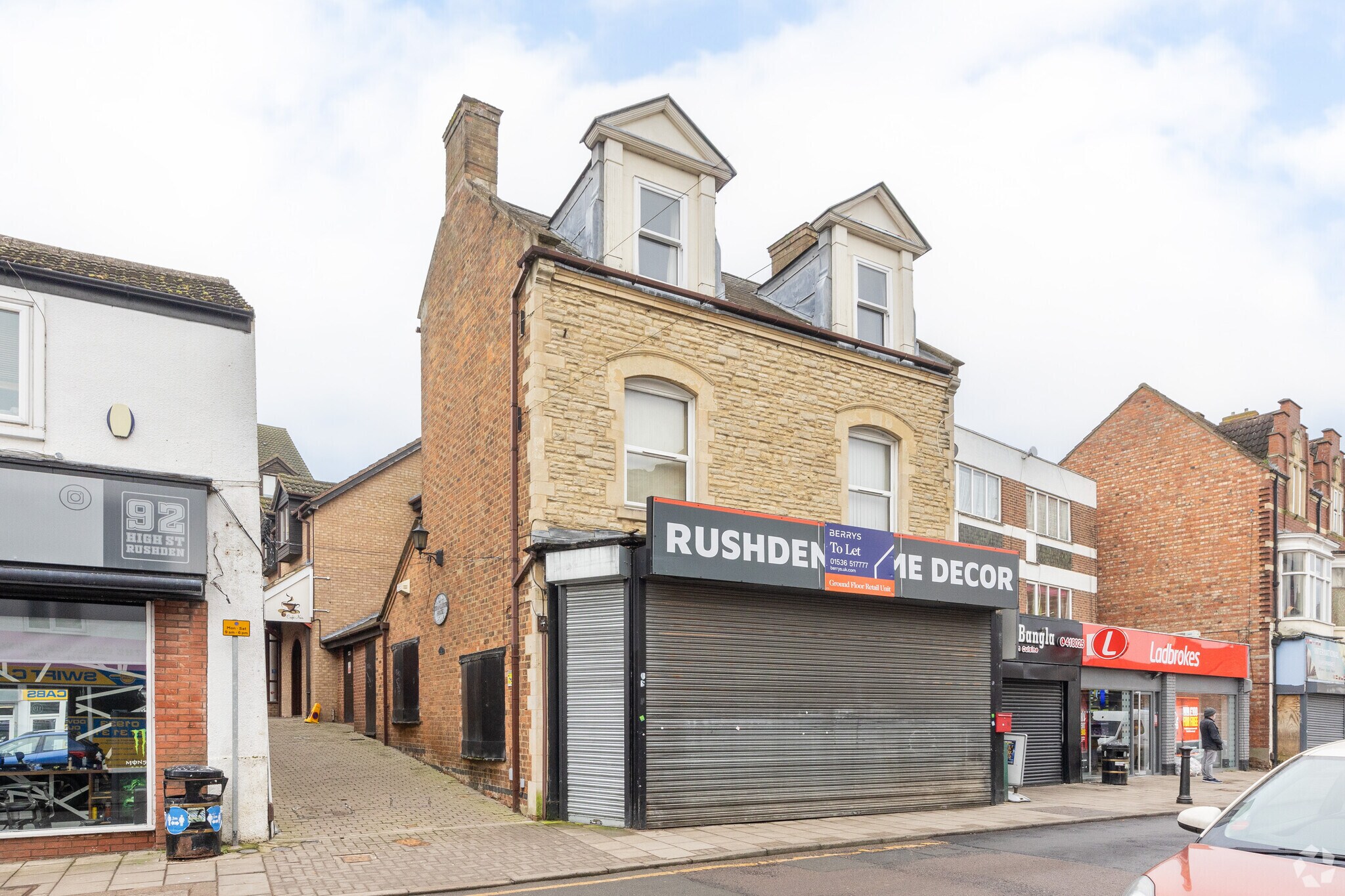 90 High St, Rushden for sale Primary Photo- Image 1 of 1