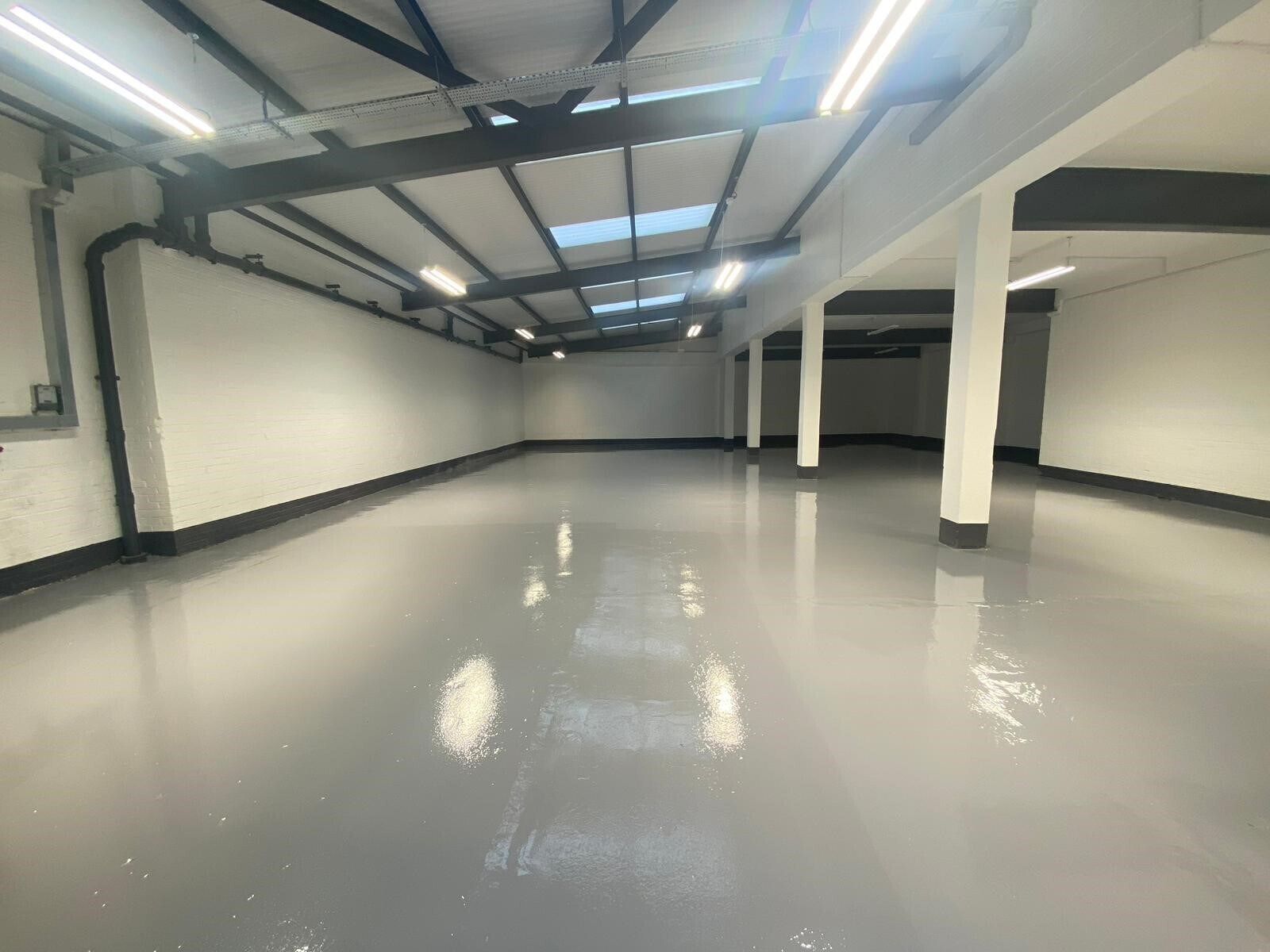 16 Andre St, London to rent Interior Photo- Image 1 of 3