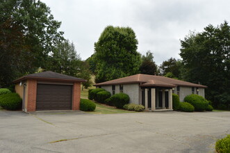 603 1st Street Ext, Apollo, PA for sale Primary Photo- Image 1 of 42