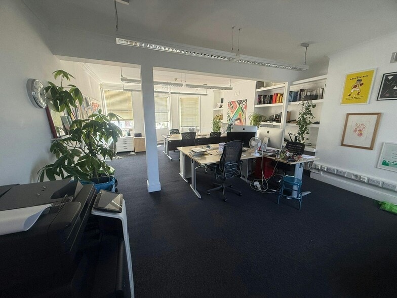 4 St Georges Pl, Brighton to rent - Building Photo - Image 1 of 13