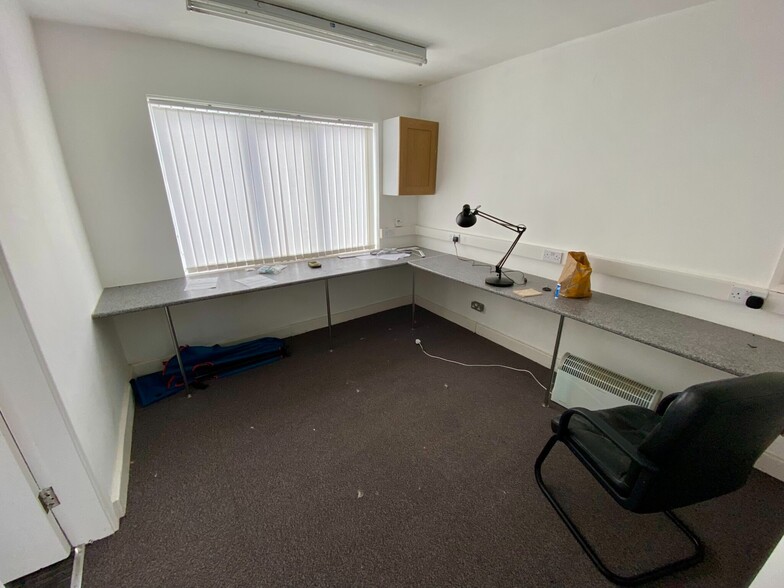 Greenfield Rd, Colne to rent - Interior Photo - Image 3 of 4