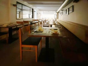 Retail in Barcelona, Barcelona to rent Interior Photo- Image 1 of 4