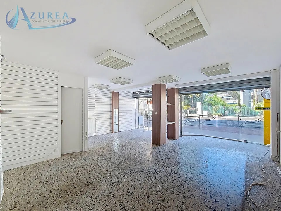 Location Commerce 58 m² - Photo 1
