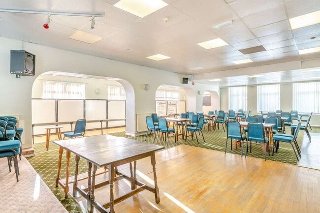 More details for 25 Harbour Rd, Barry - Specialist for Sale