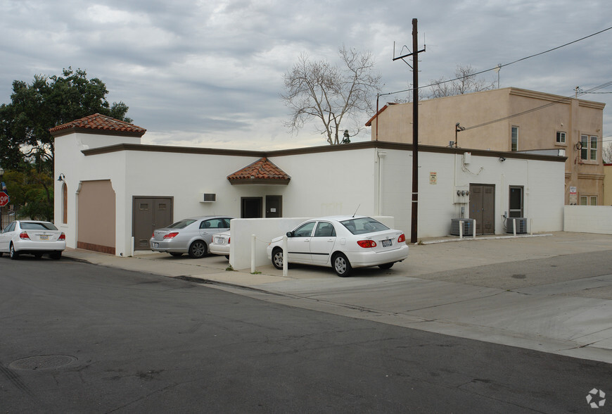 1800-1810 Ventura Blvd, Camarillo, CA for rent - Building Photo - Image 2 of 2