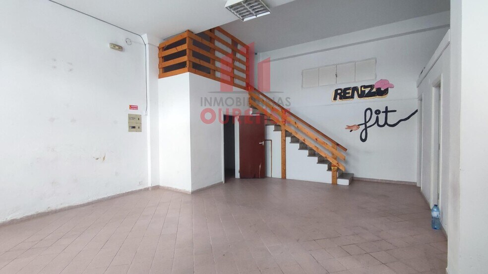 Retail in Ourense to rent - Interior Photo - Image 1 of 13