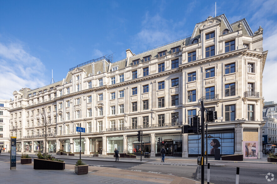 114-120 Regent St, London for rent - Building Photo - Image 2 of 3