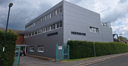 200 London Rd, Burgess Hill to rent Building Photo- Image 1 of 8