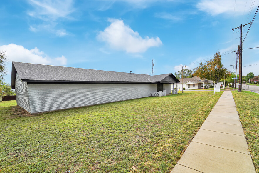 210 W Palestine St, Hutchins, TX for sale - Building Photo - Image 3 of 22