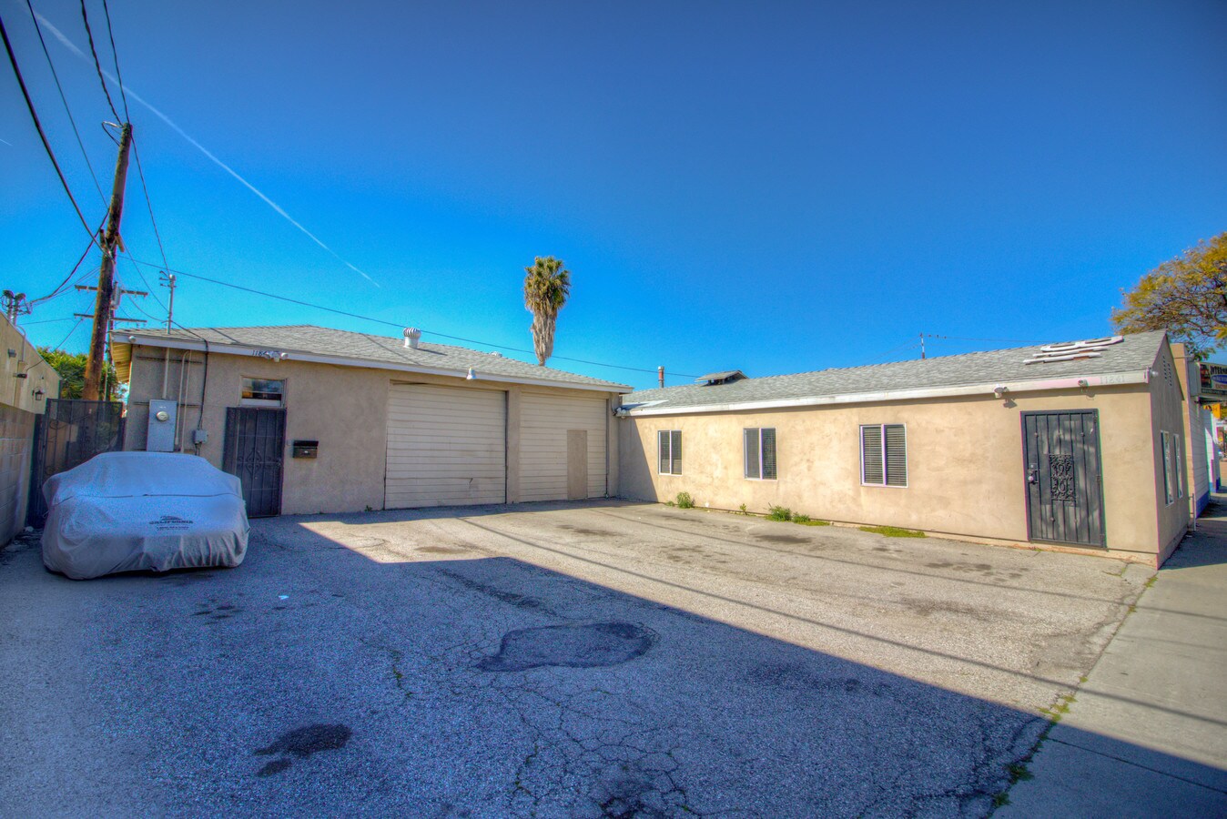 11841 Inglewood Ave, Hawthorne, CA 90250 UK