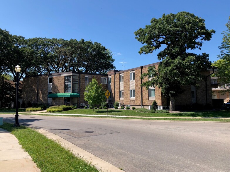 400 10th Ave NW, Austin, MN for sale - Building Photo - Image 1 of 1